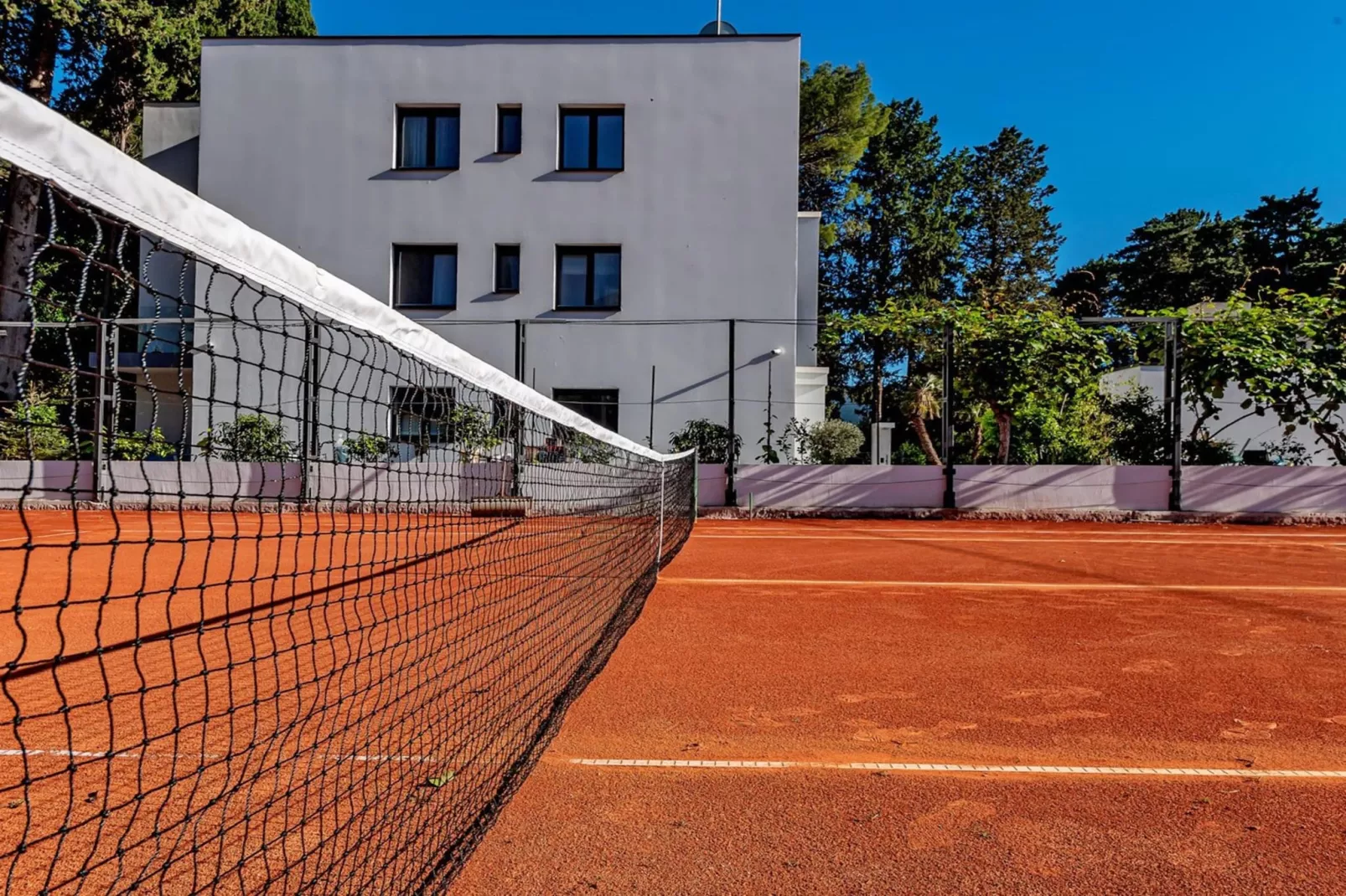 Luxury Villa Velvet Bourbon Split w/ Pool & Tennis - Faciliteiten