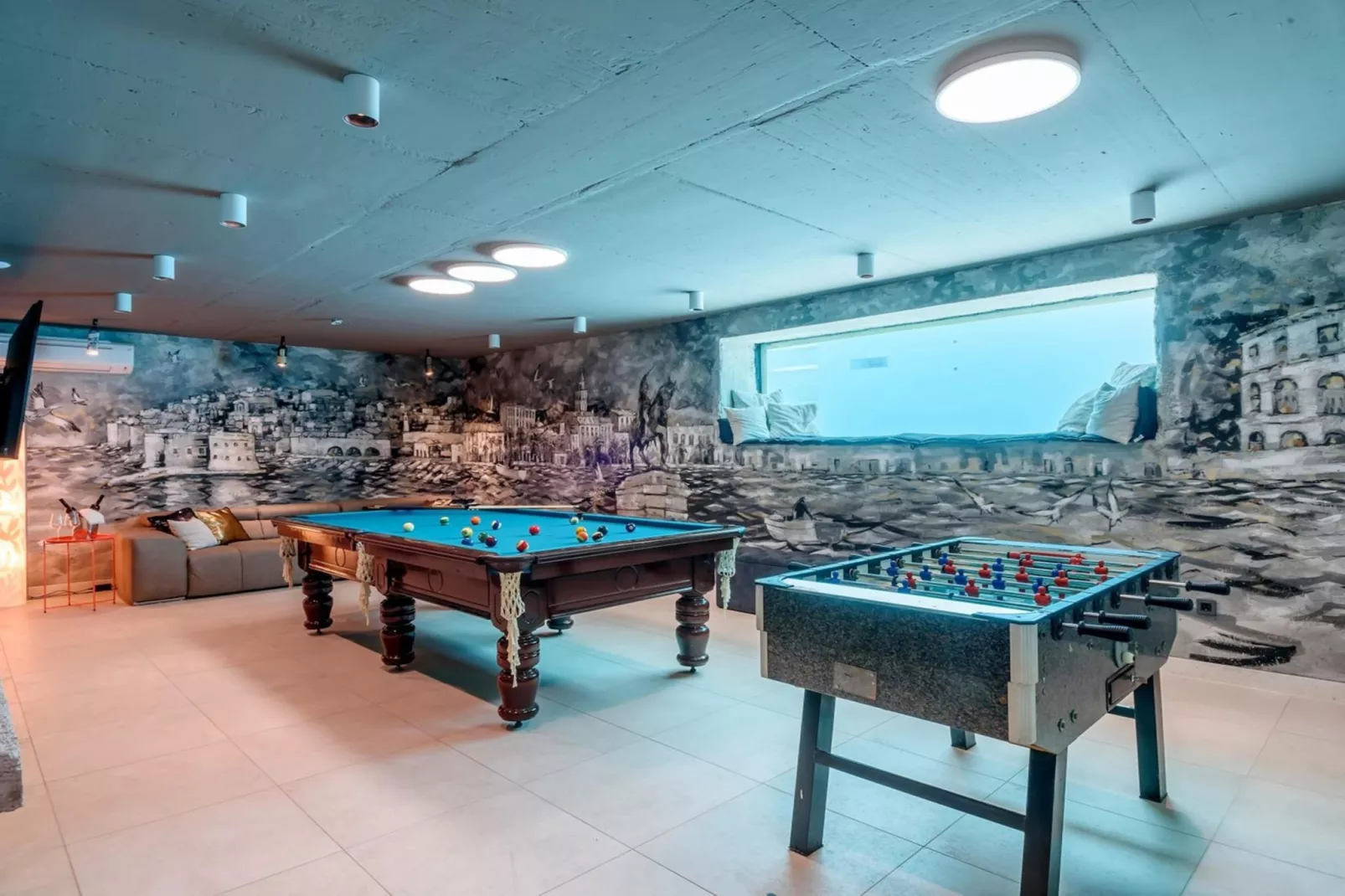 Luxury Villa Velvet Bourbon Split w/ Pool & Tennis - Faciliteiten