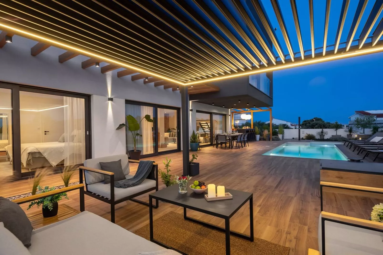 Luxury Villa Indigo Kanica with Heated Pool - Terrasbalkon