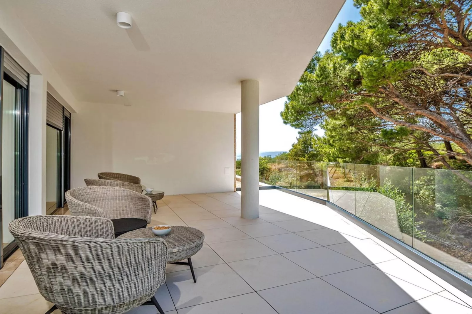 Luxury Villa Delight II – Promajna, Heated Pool - Terrasbalkon