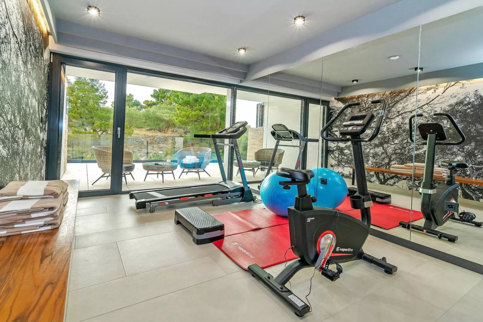 Luxury Villa Delight I – Promajna, Heated Pool - Faciliteiten