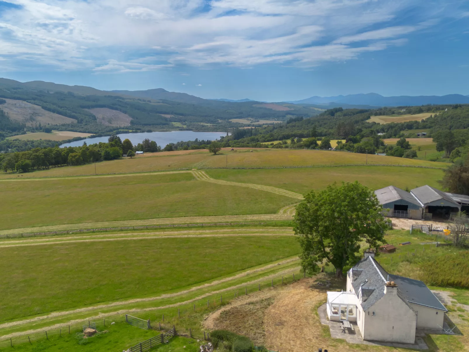Loch Meiklie View - Buiten