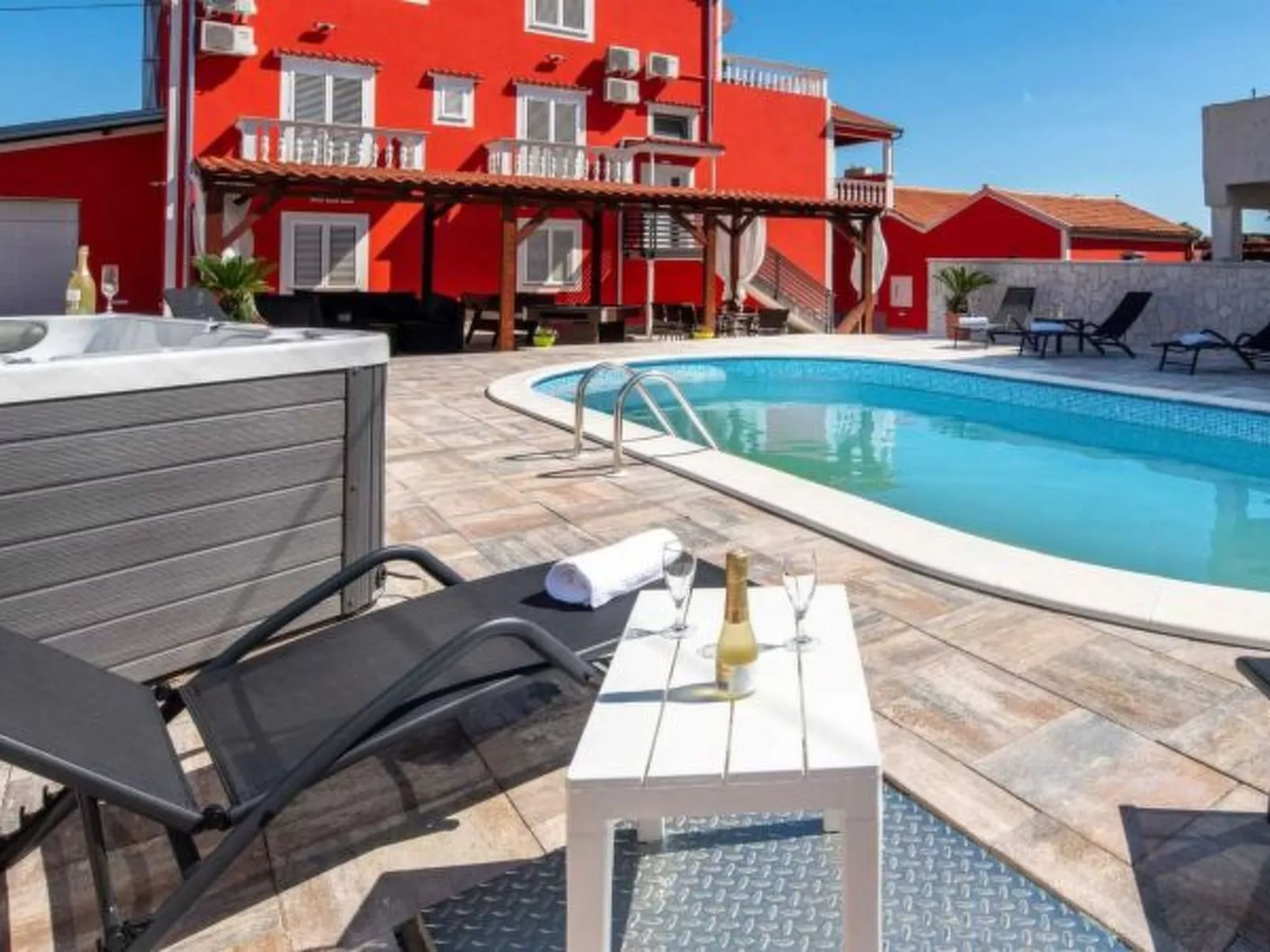 XXXL Villa Ancora with heated pool - Image-tags.info