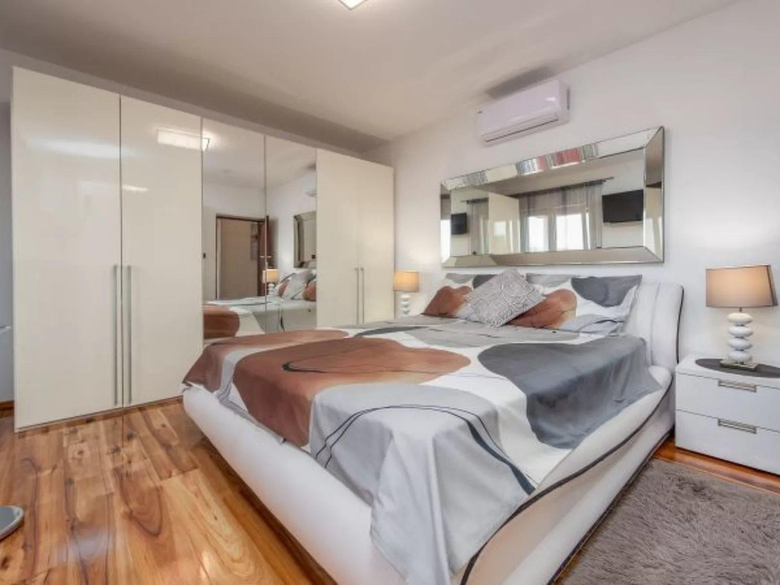 XXXL Villa Ancora with heated pool - Image-tags.info