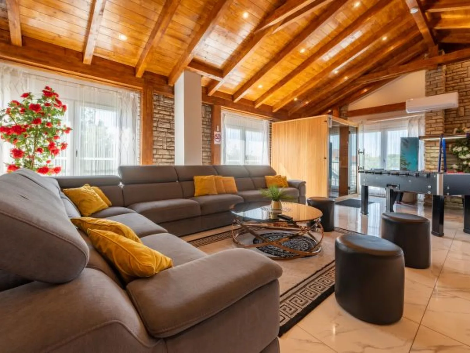 XXXL Villa Ancora with heated pool - Image-tags.info