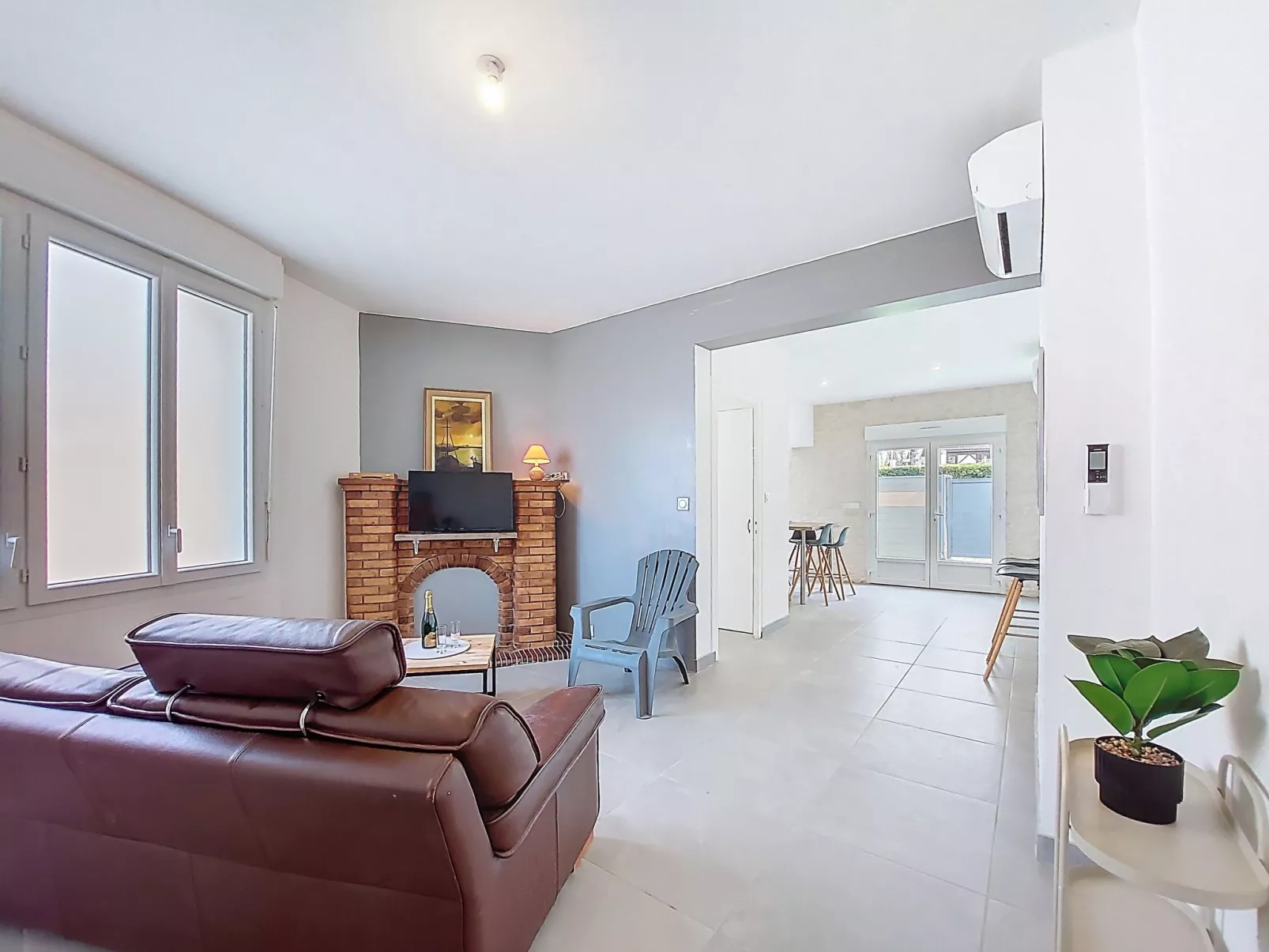 Les Sablières - Binnen