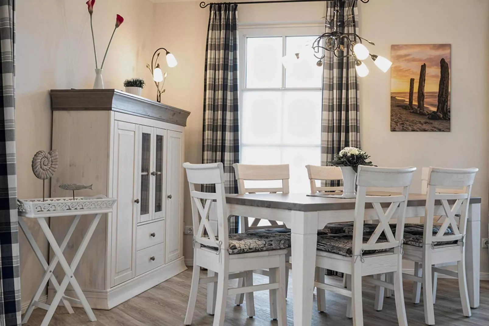 Schilfrohrsänger 28 - Eetkamer