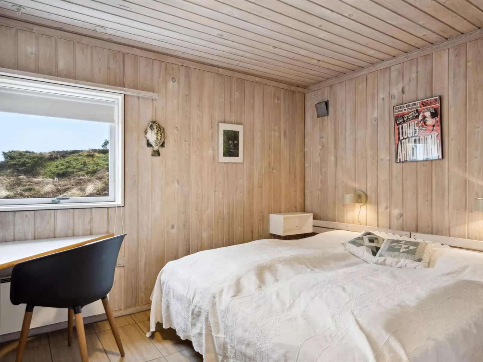 "Eljene" - 700m from the sea - Binnen