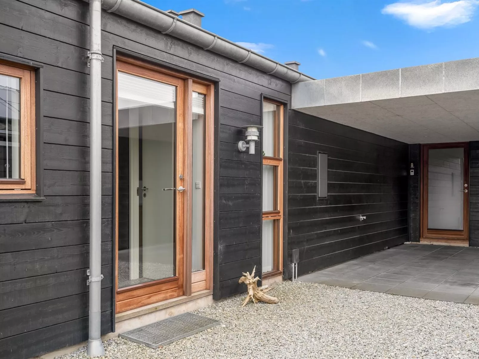 "Aaran" - 700m from the sea - Buiten