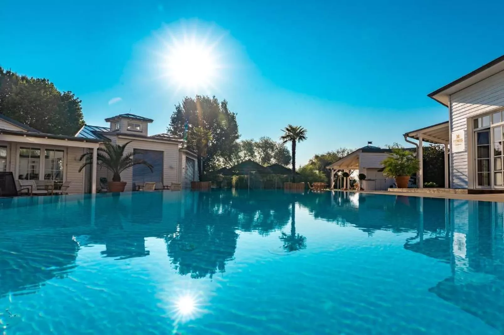1 Bedroom apartment - Image-tags.hotelswimmingpool