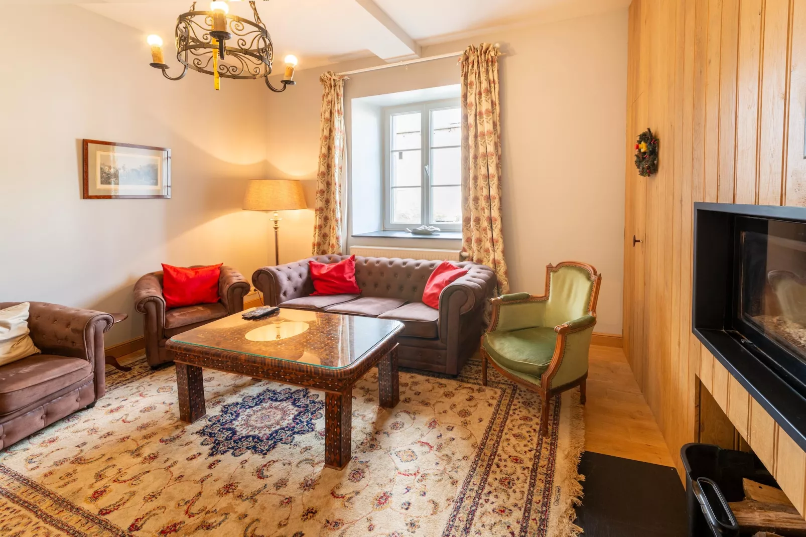 La Cour de Himbe - Buitenkant zomer