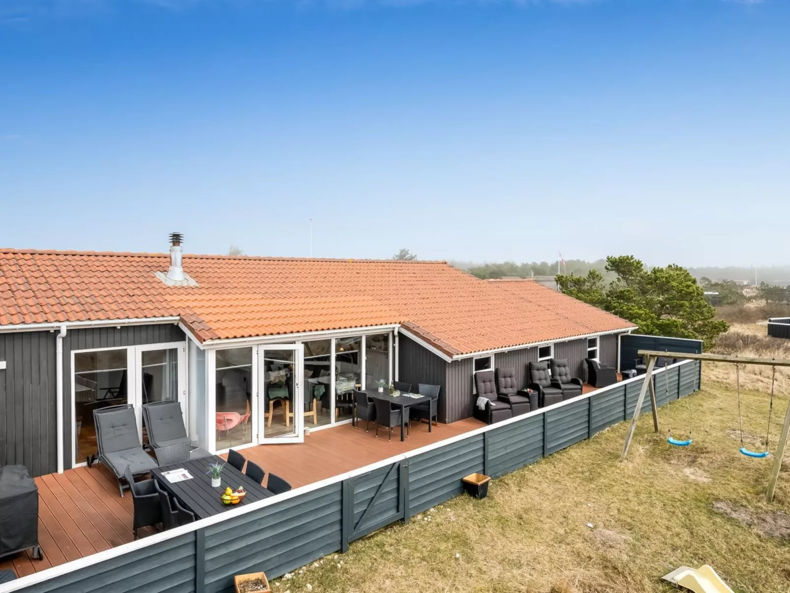 "Petkana" - 700m from the sea - Buiten