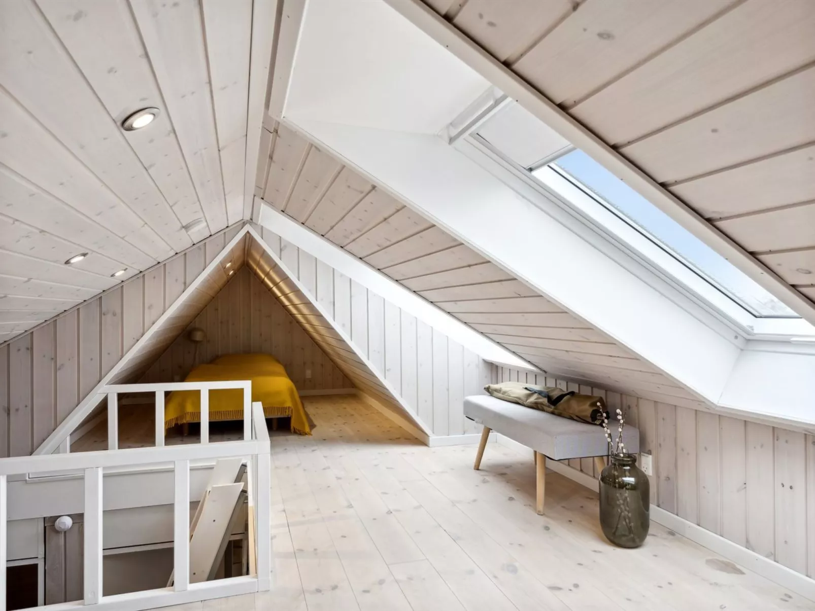 "Eljene" - 700m from the sea - Binnen