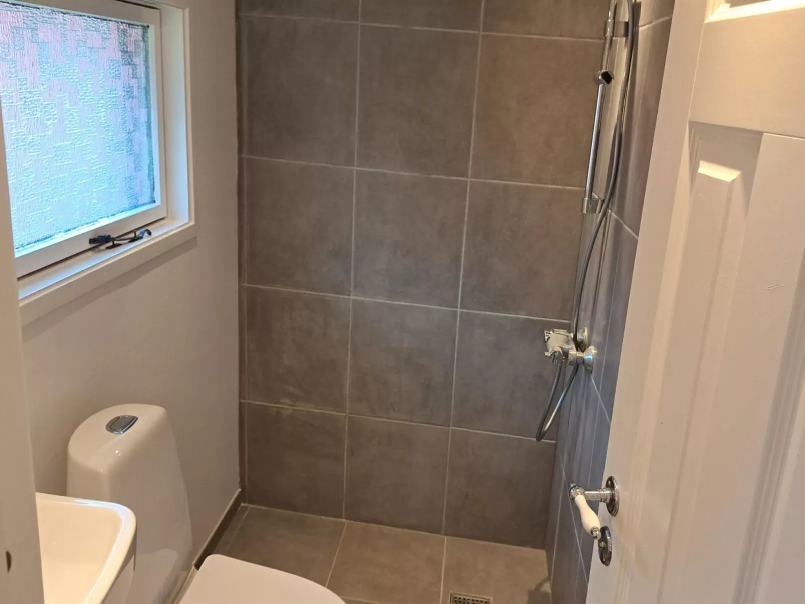 "Stefana" -  from the sea - Binnen