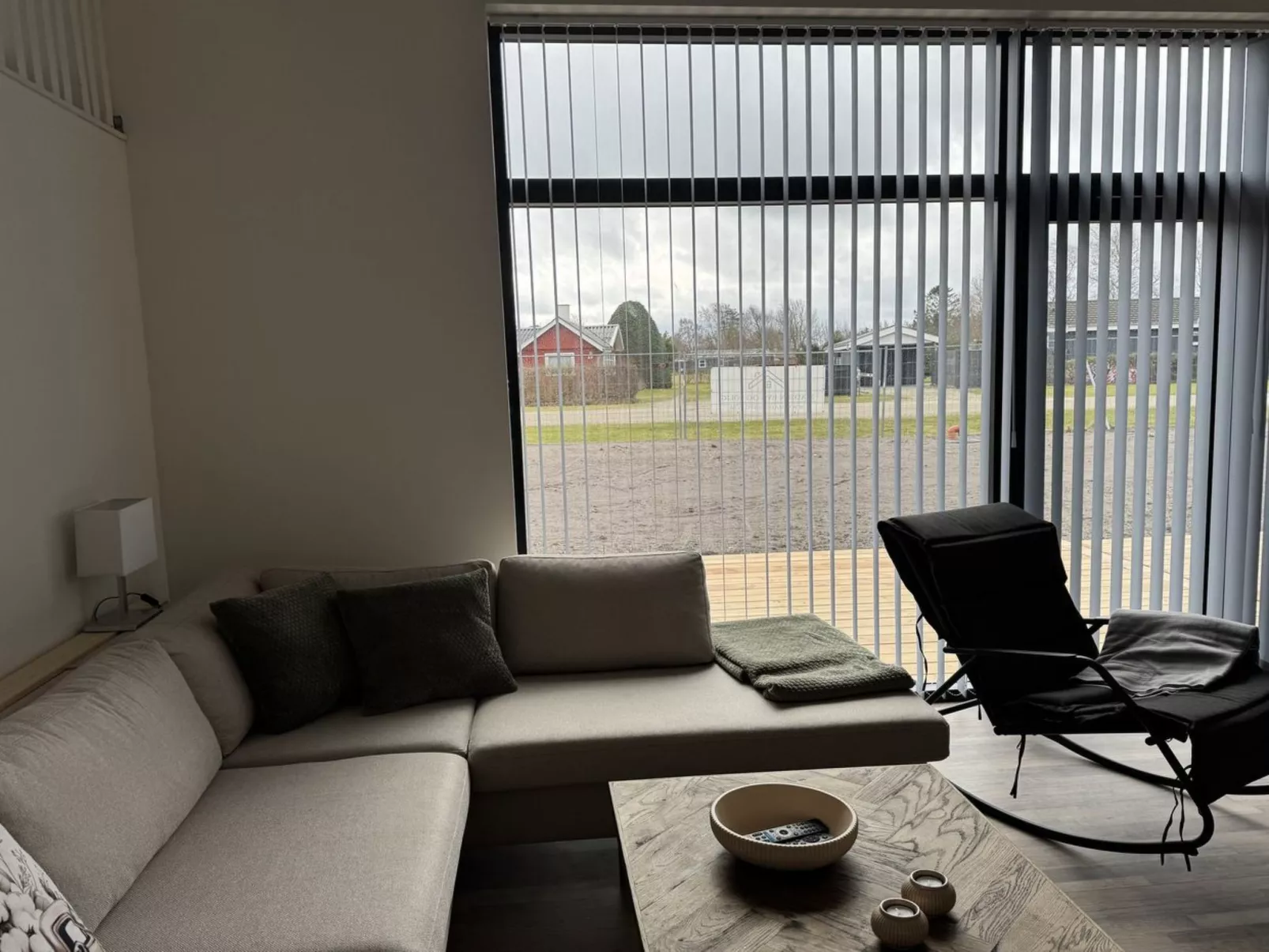 "Sharina" - 320m to the fjord - Binnen