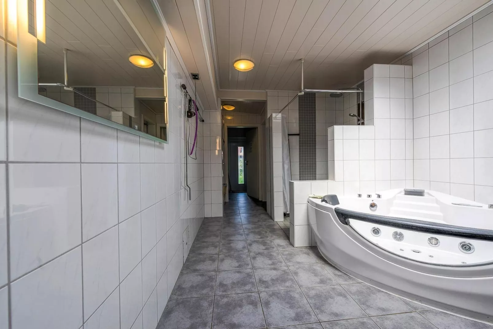Kleiner Steert 11 b - Badkamer