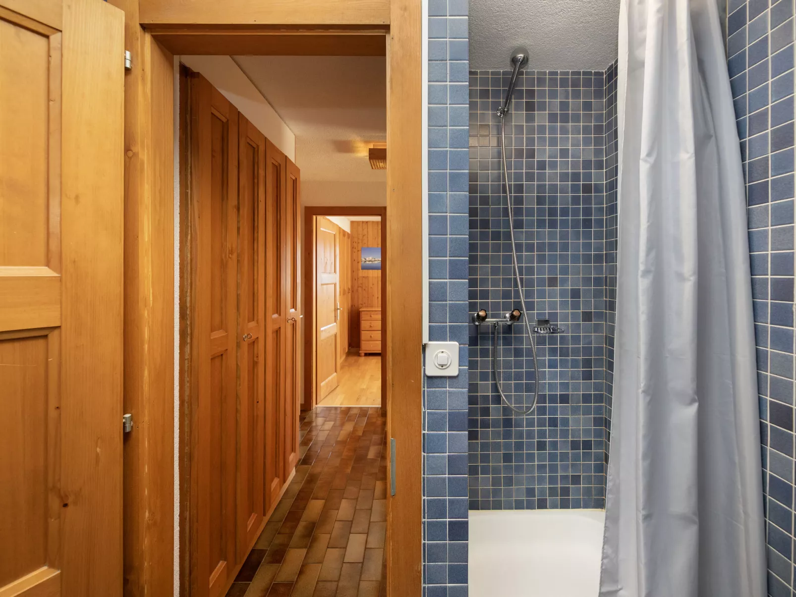 Tourbillon B 27 - Binnen