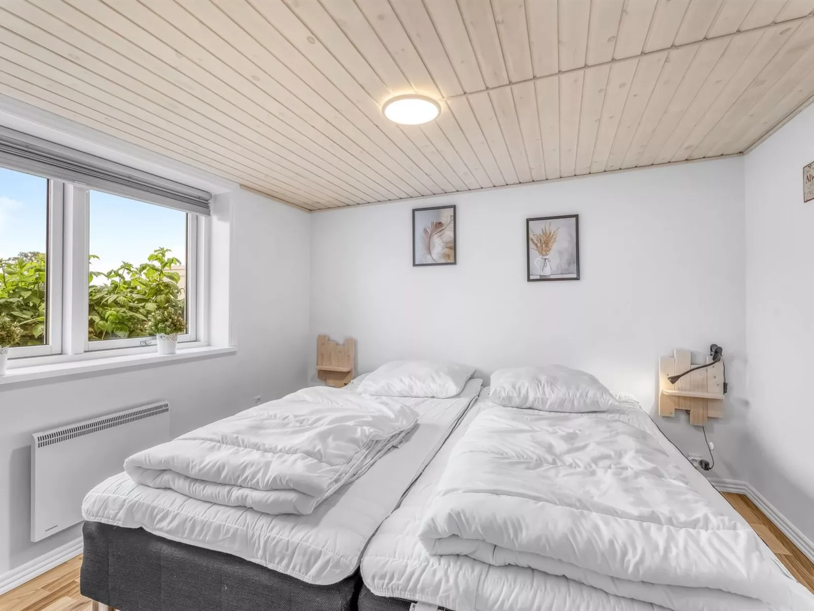 "Anneke" - 1.3km from the sea - Binnen