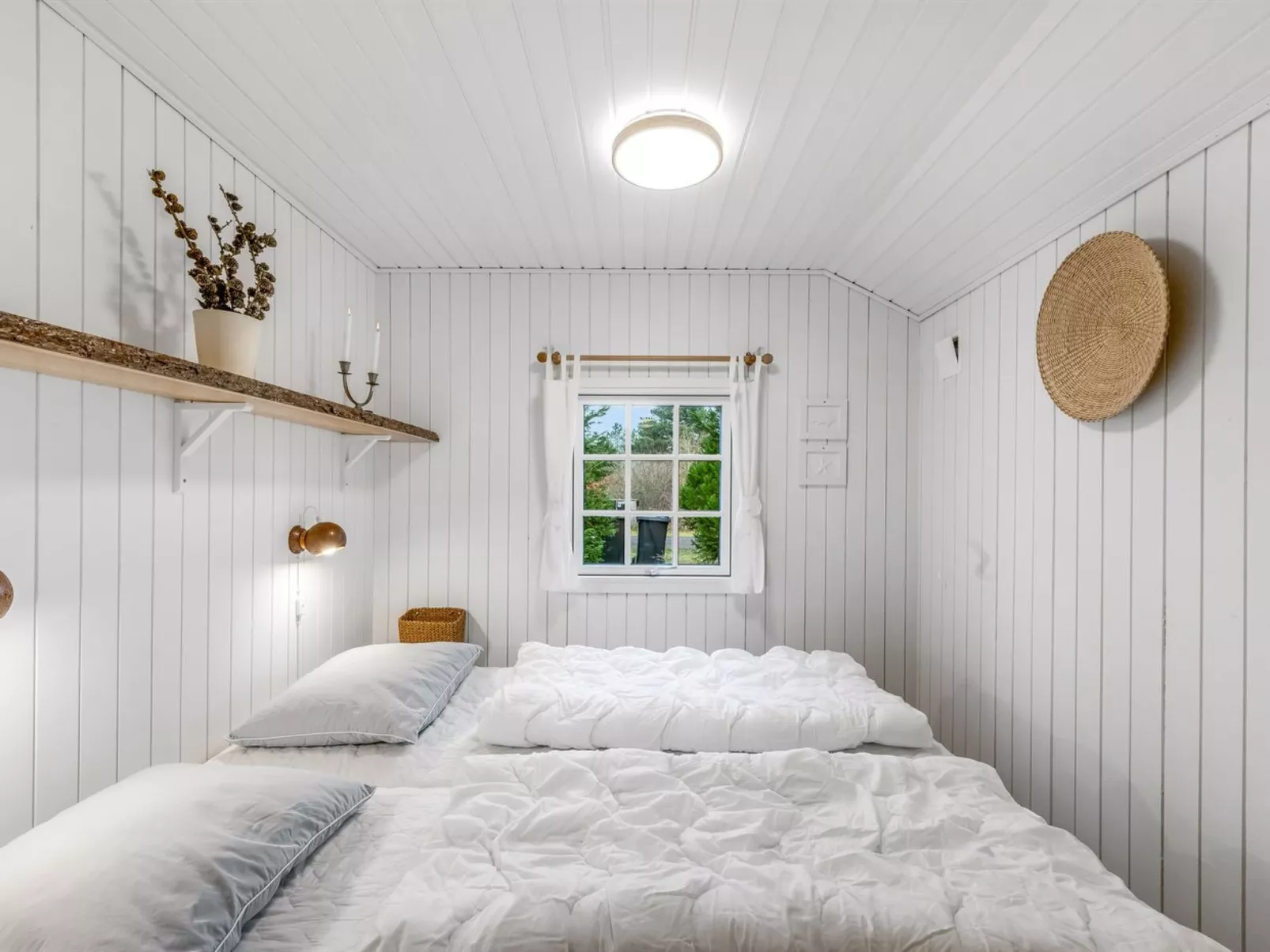 "Anu" - 2km to the fjord - Binnen