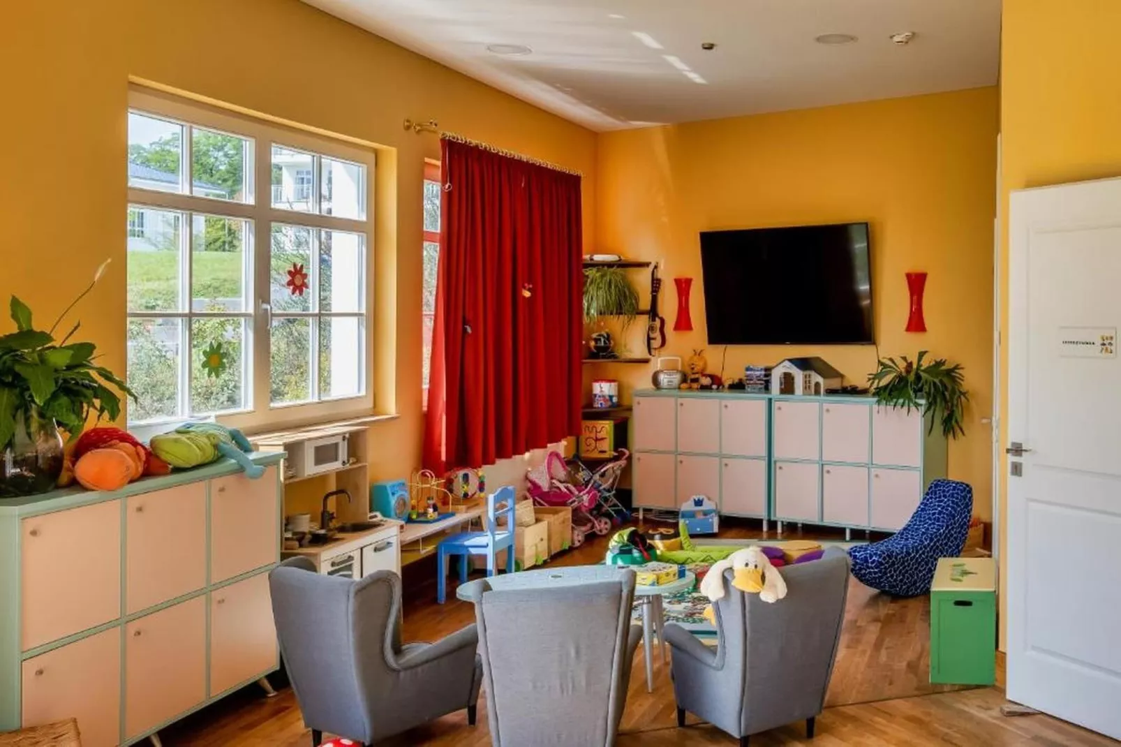 2 bedroom apartment - Image-tags.hotelfacilitiesandservices