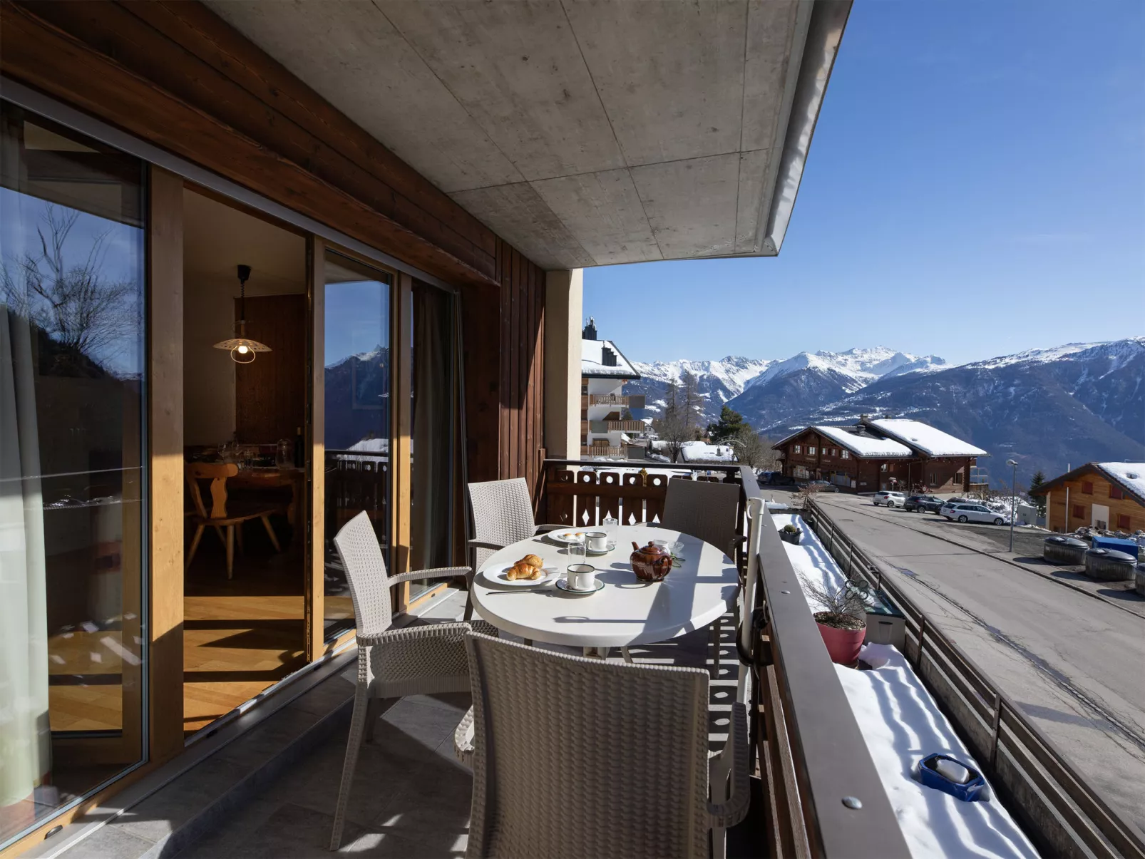 Tourbillon B 27 - Buiten