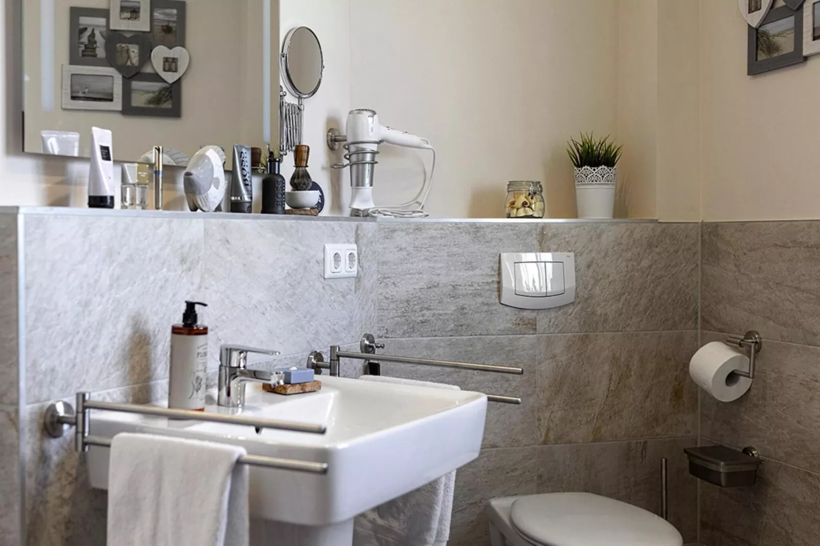 Schilfrohrsänger 28 - Badkamer