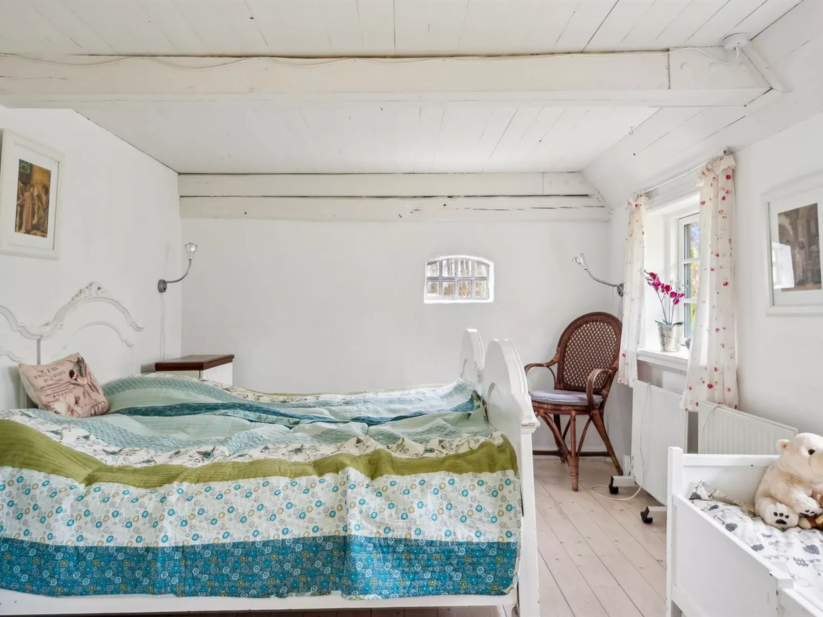 "Jule" - 1.5km from the sea - Binnen