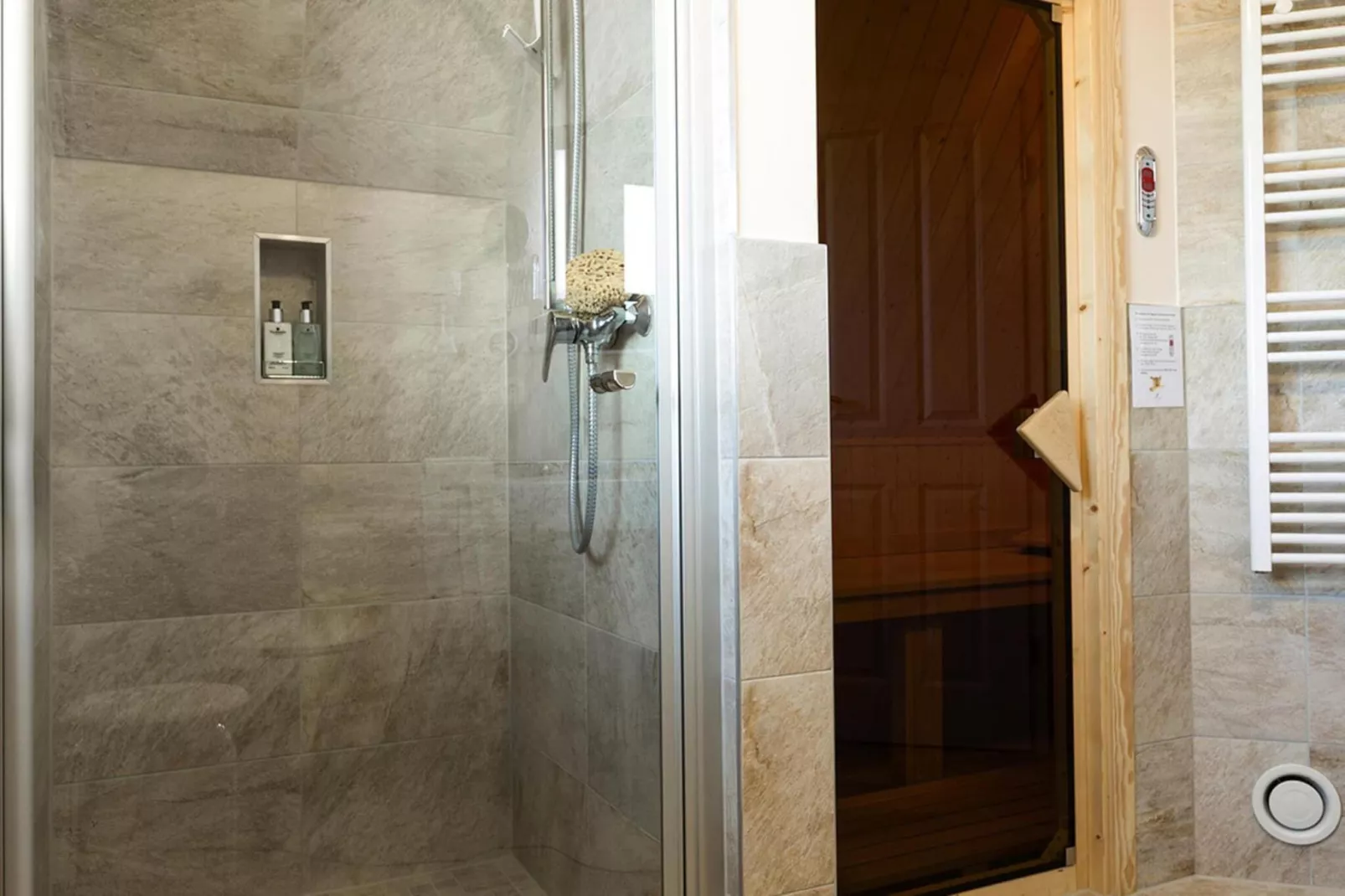 Schilfrohrsänger 28 - Badkamer