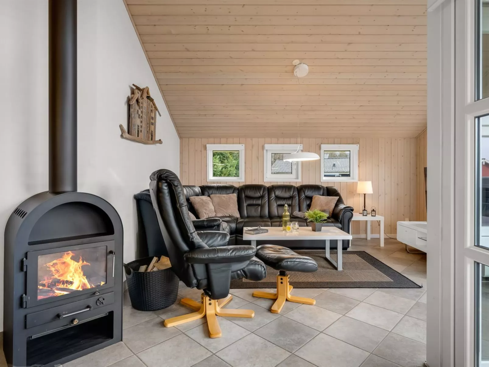 "Erikka" - 40km from the sea - Binnen