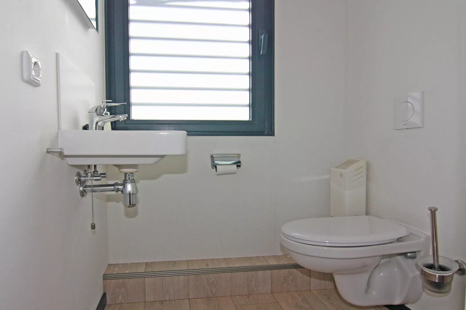 Houseboat Floating Houses Blue Active, Ribnitz-Damgarten-Blue Active - Badkamer