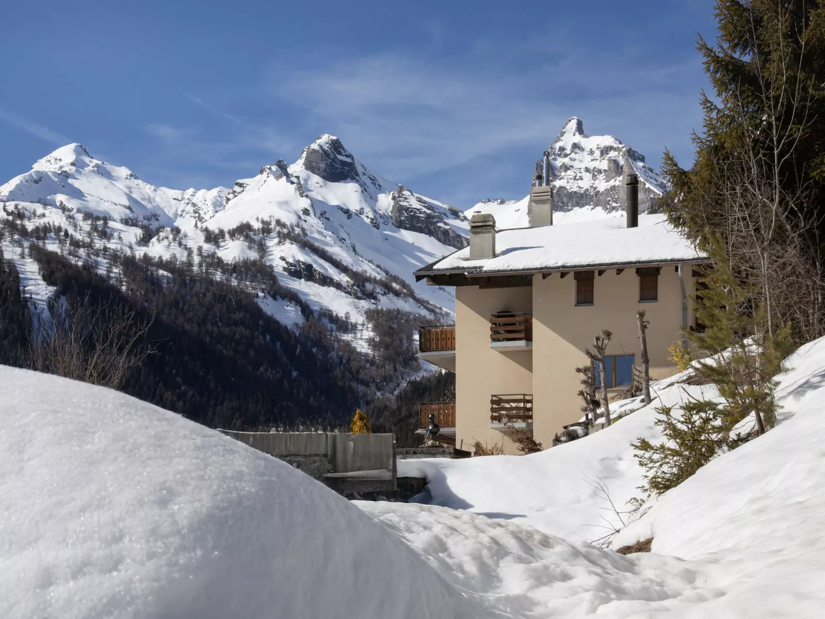 Tourbillon B 27 - Buiten