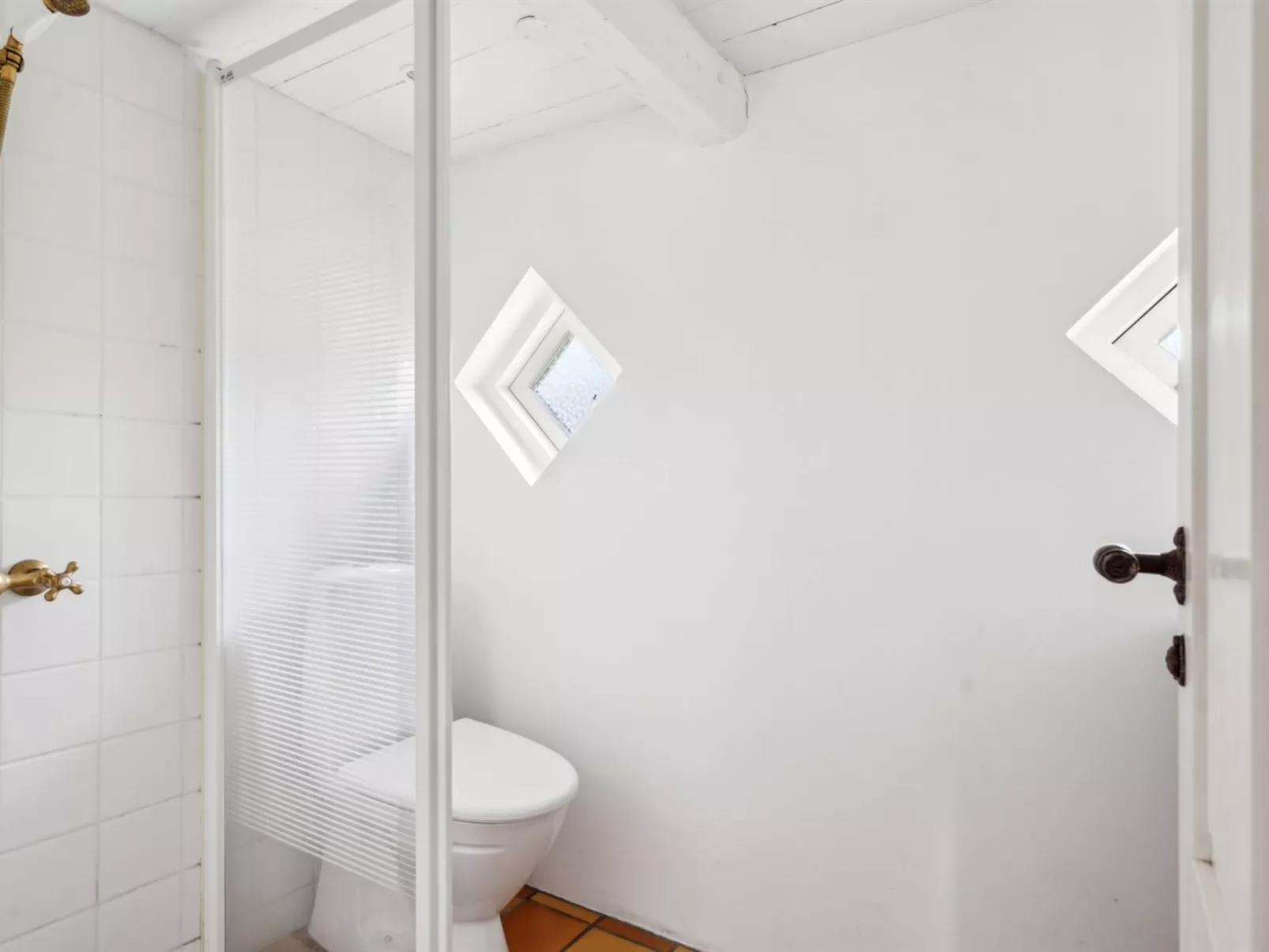 "Jule" - 1.5km from the sea - Binnen