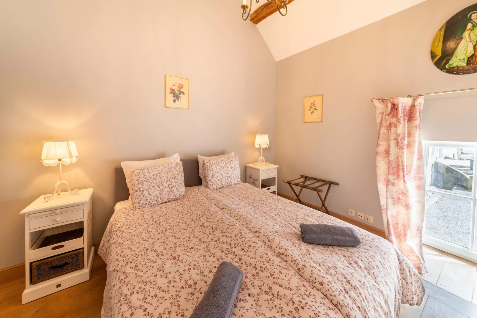 La Cour de Himbe - Buitenkant zomer