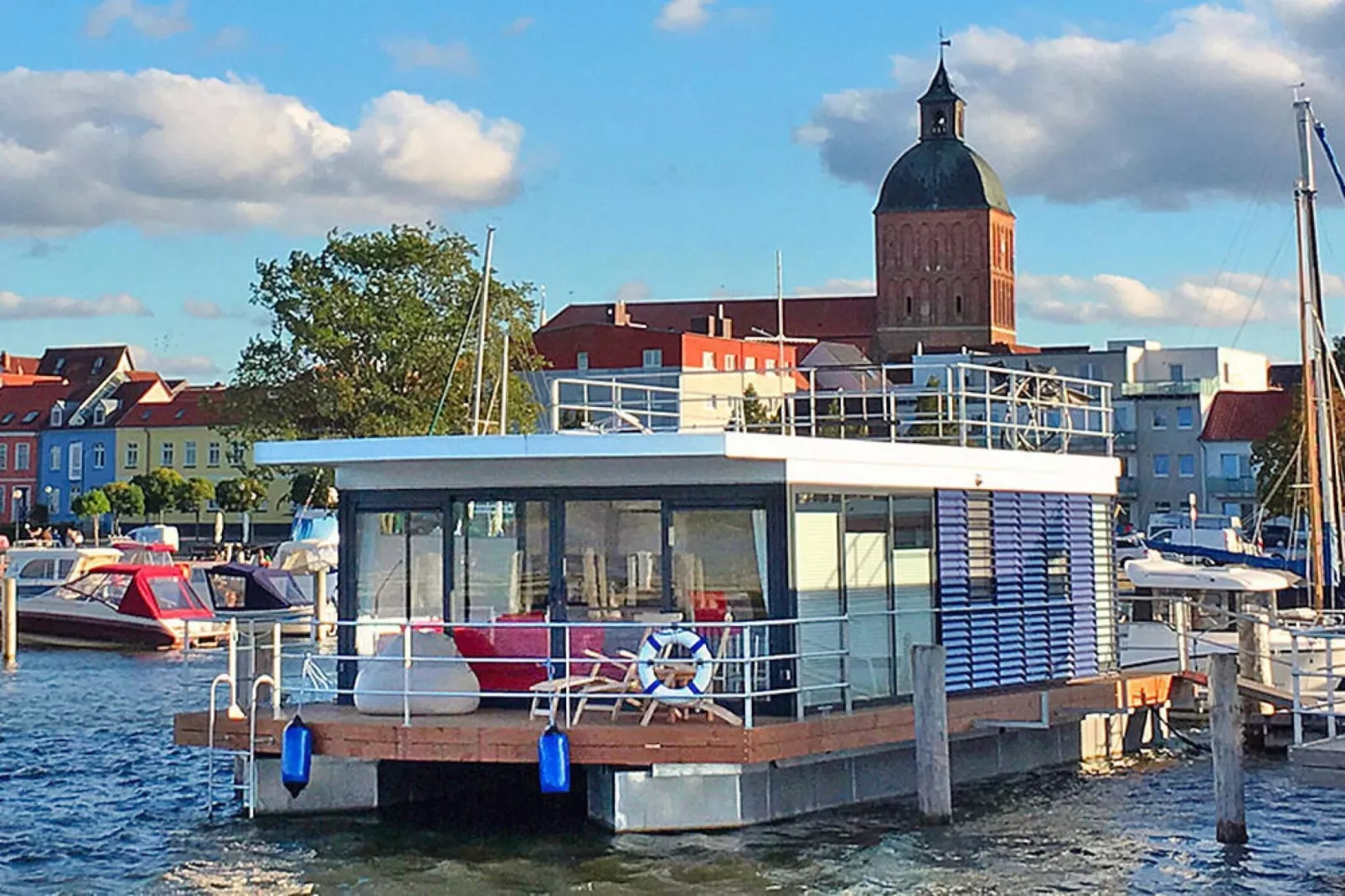 Houseboat Floating Houses Blue Active, Ribnitz-Damgarten-Blue Active - Buitenkant zomer