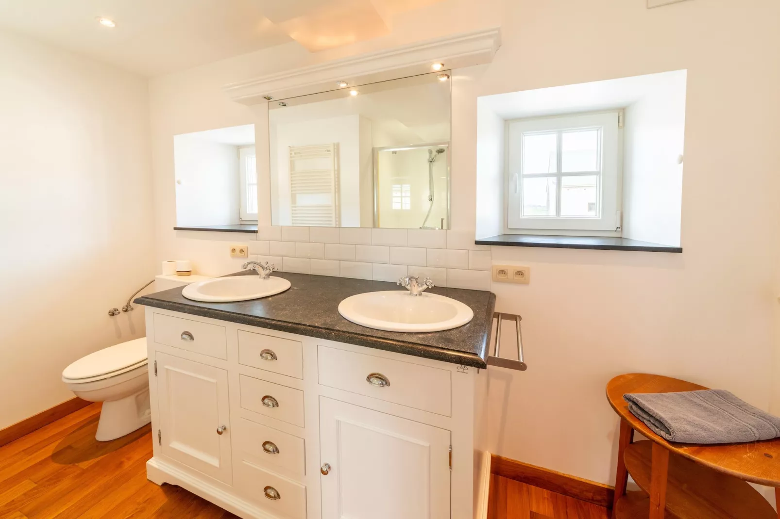 La Cour de Himbe - Buitenkant zomer