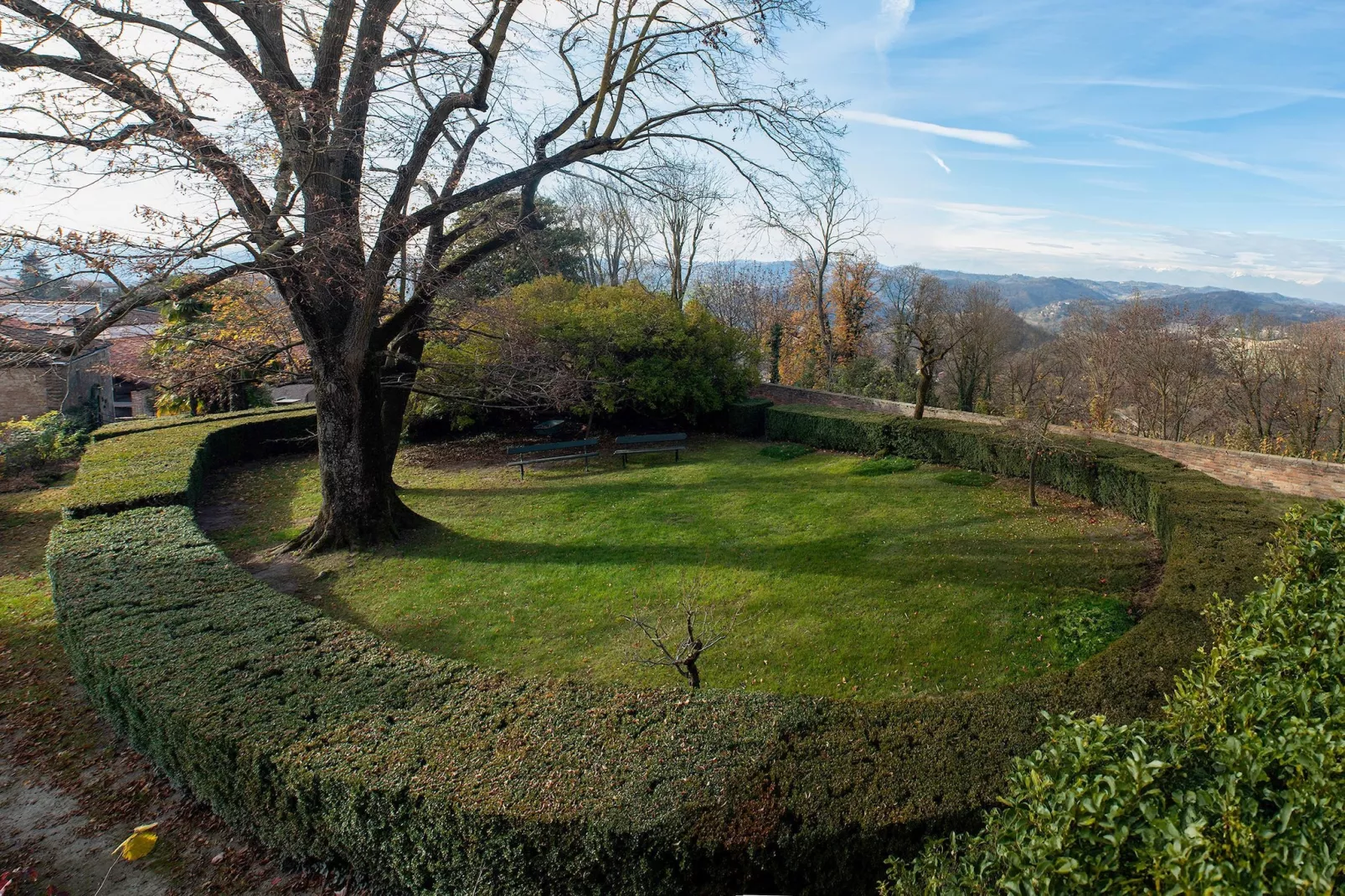 Castello di Robella - Tuinen zomer