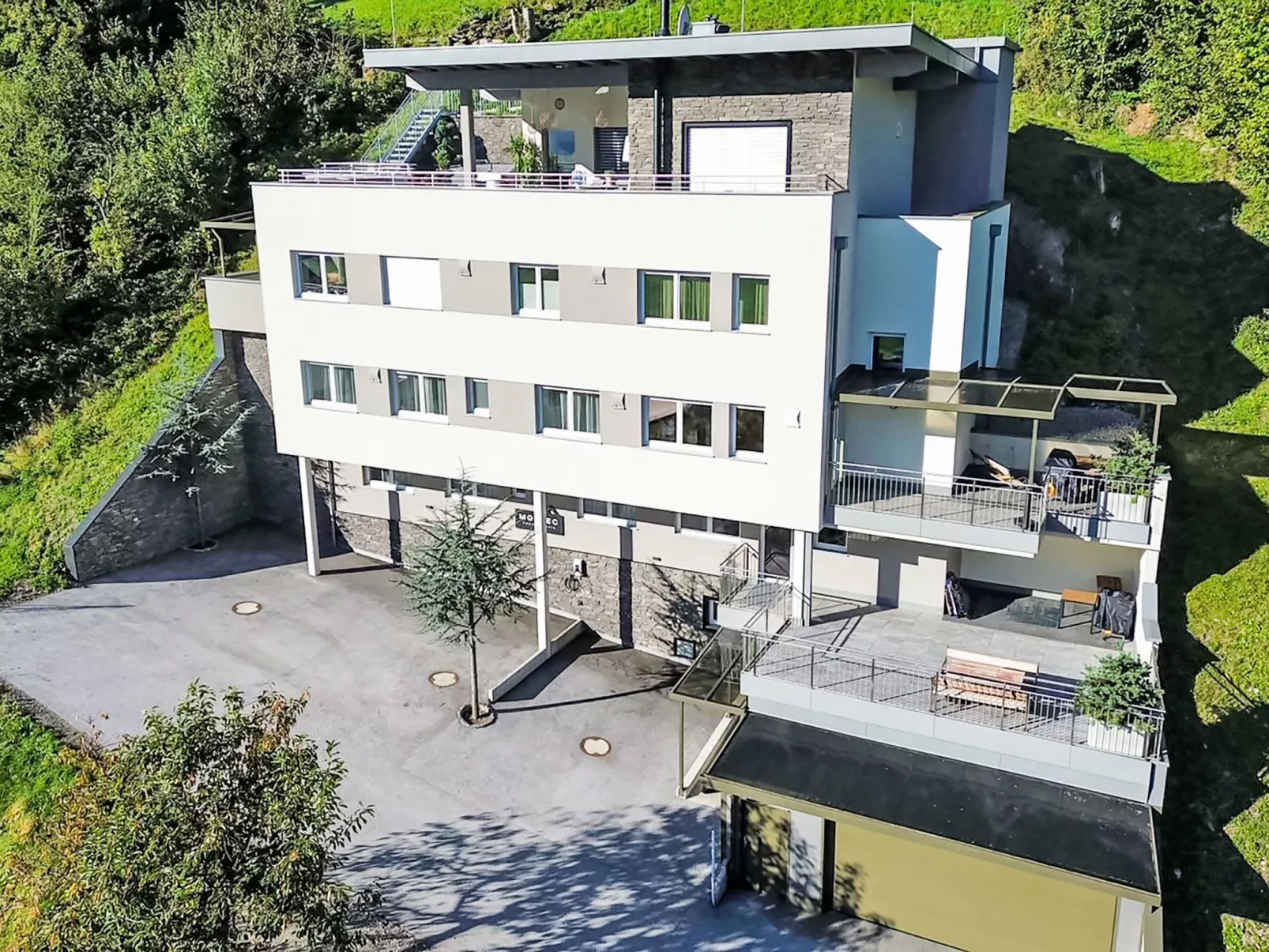 Montec Apart 2 - Buiten