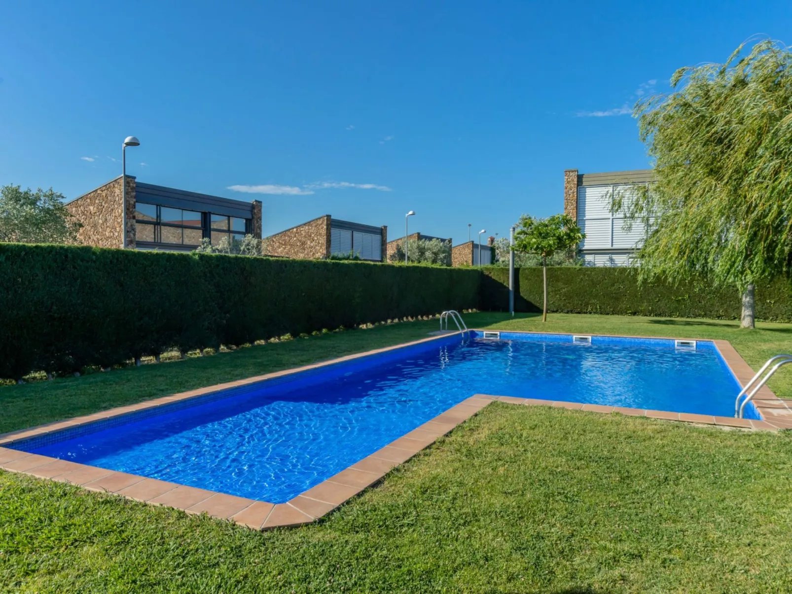 Costabravaforrent Gavarres, für 6 Personen mit Gemeinschaftspool