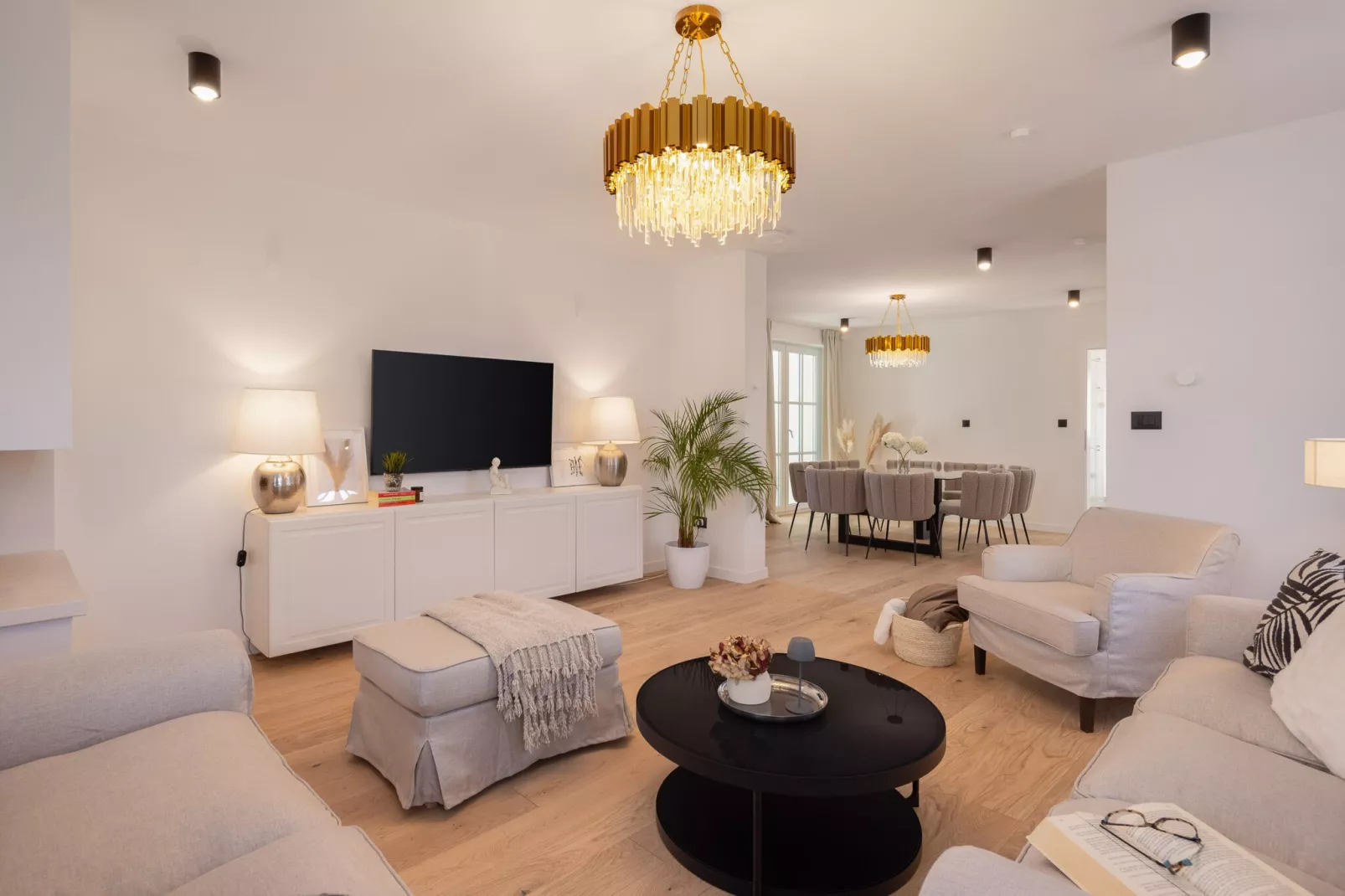 Villa Verde Ražanj with heated pool