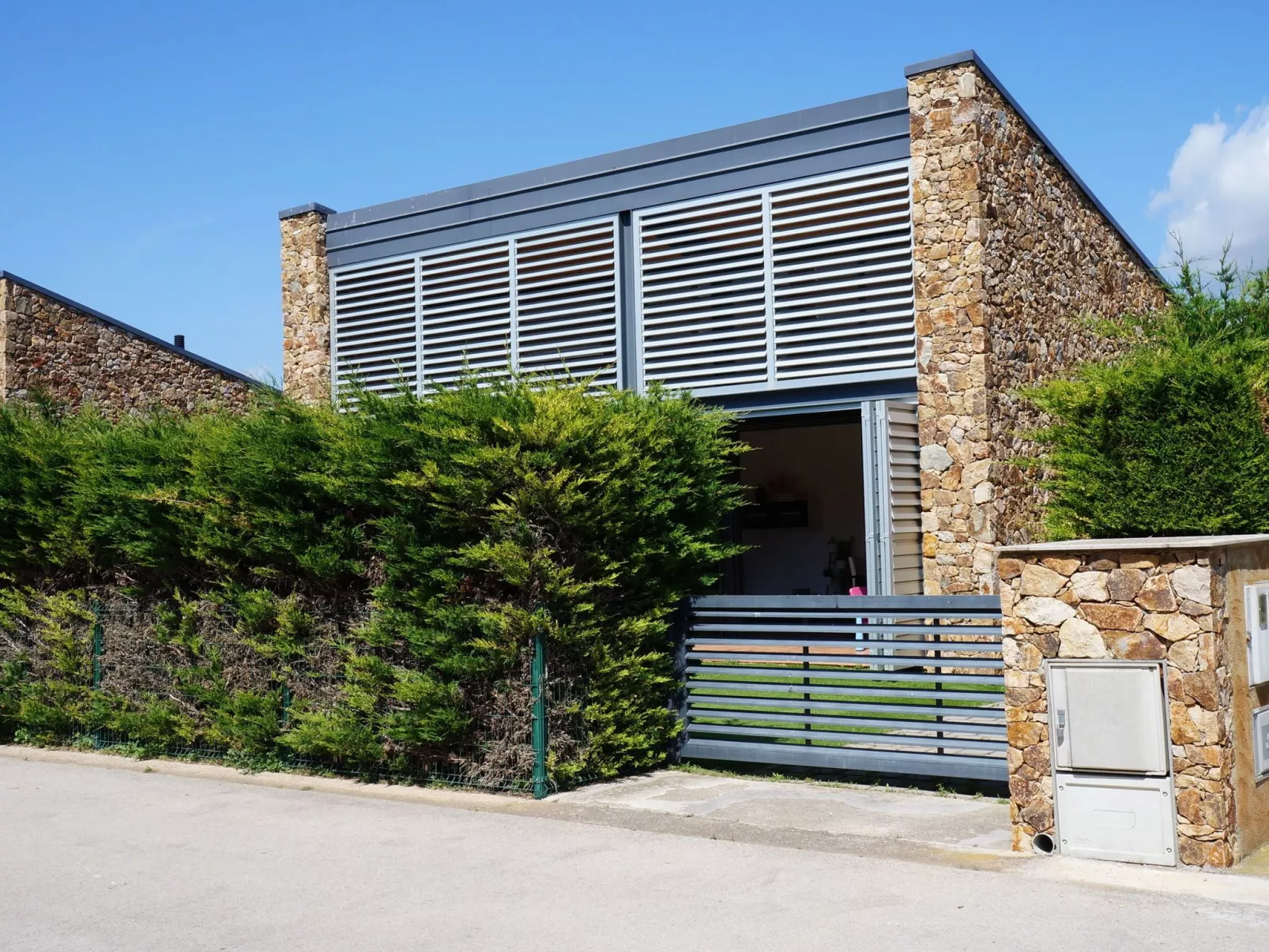 Costabravaforrent Gavarres, für 6 Personen mit Gemeinschaftspool