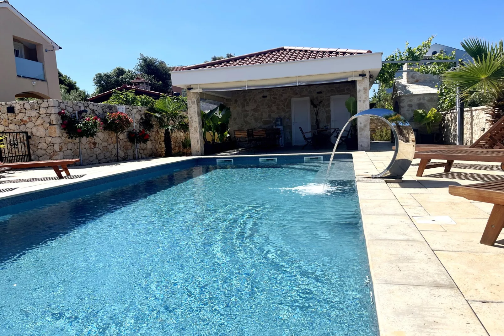 Apartment Mariner 1 with heated pool