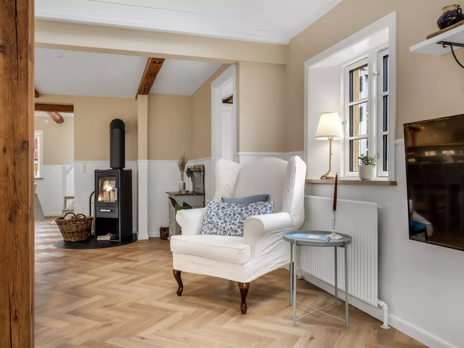 "Juhana" - 150m from the sea - Binnen