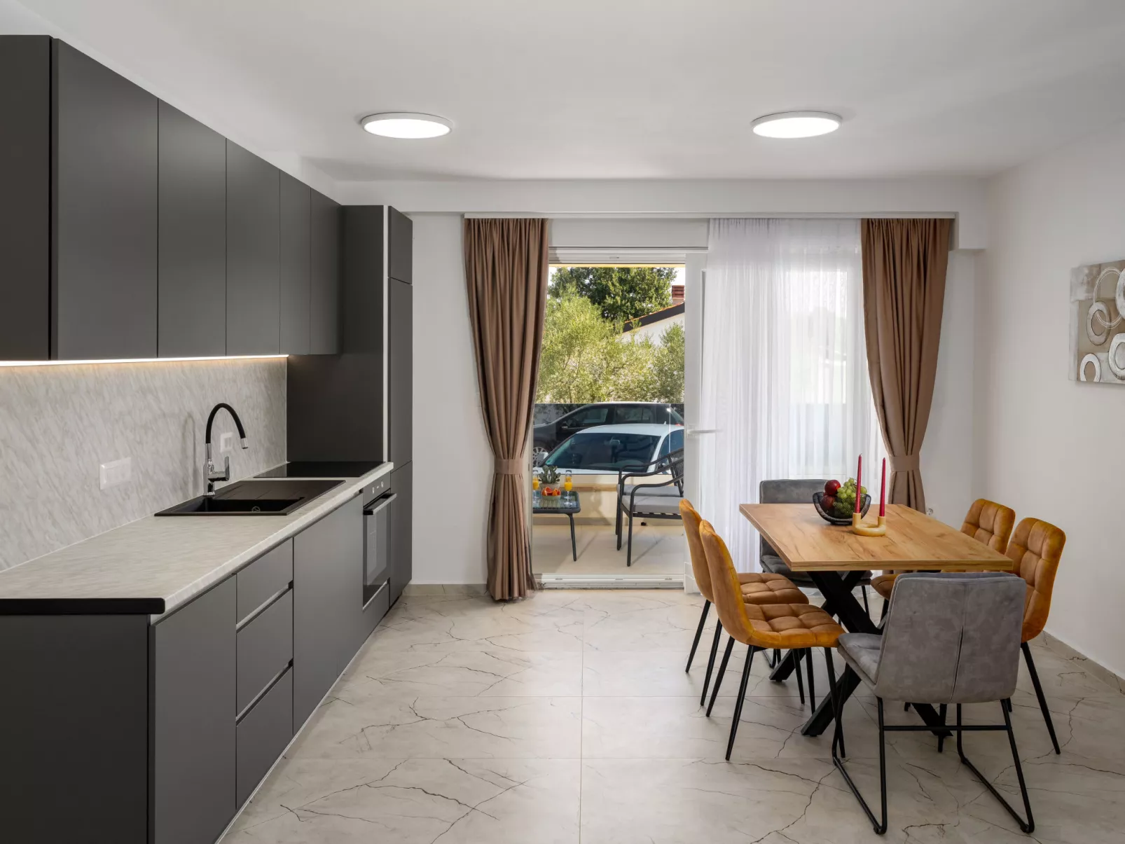 Mediterranee Oliva - Binnen