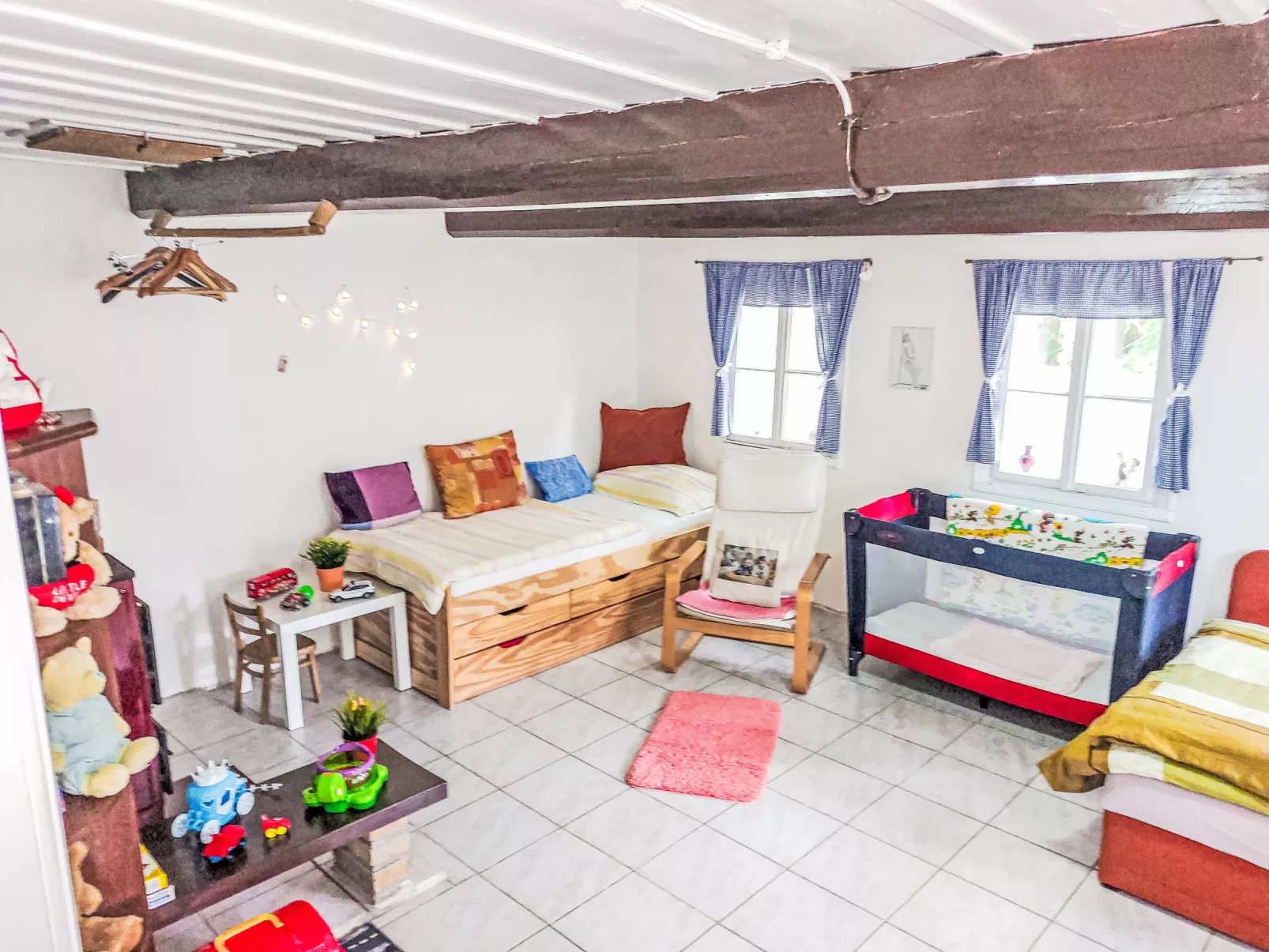 Roubenka u potoka - Binnen