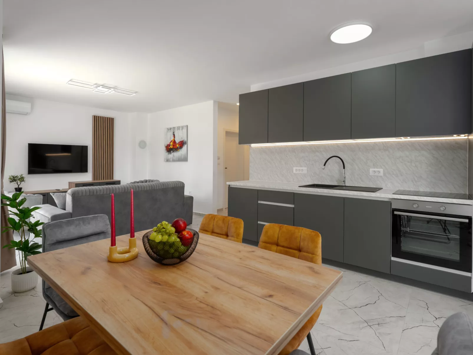 Mediterranee Oliva - Binnen