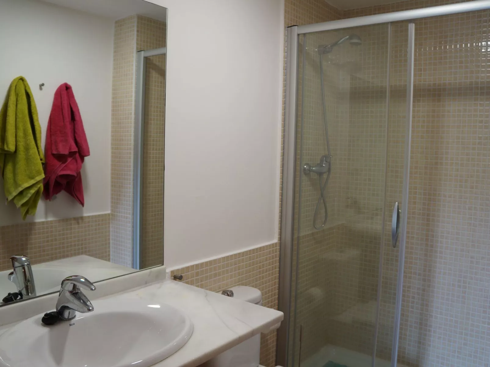 Costabravaforrent Gavarres, für 6 Personen mit Gemeinschaftspool - Binnen