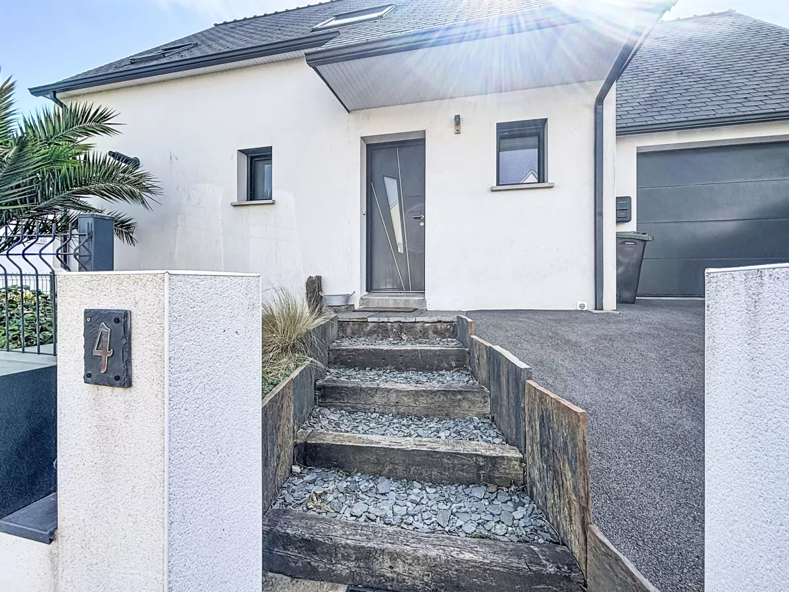 Maison Des Lupins - Buiten