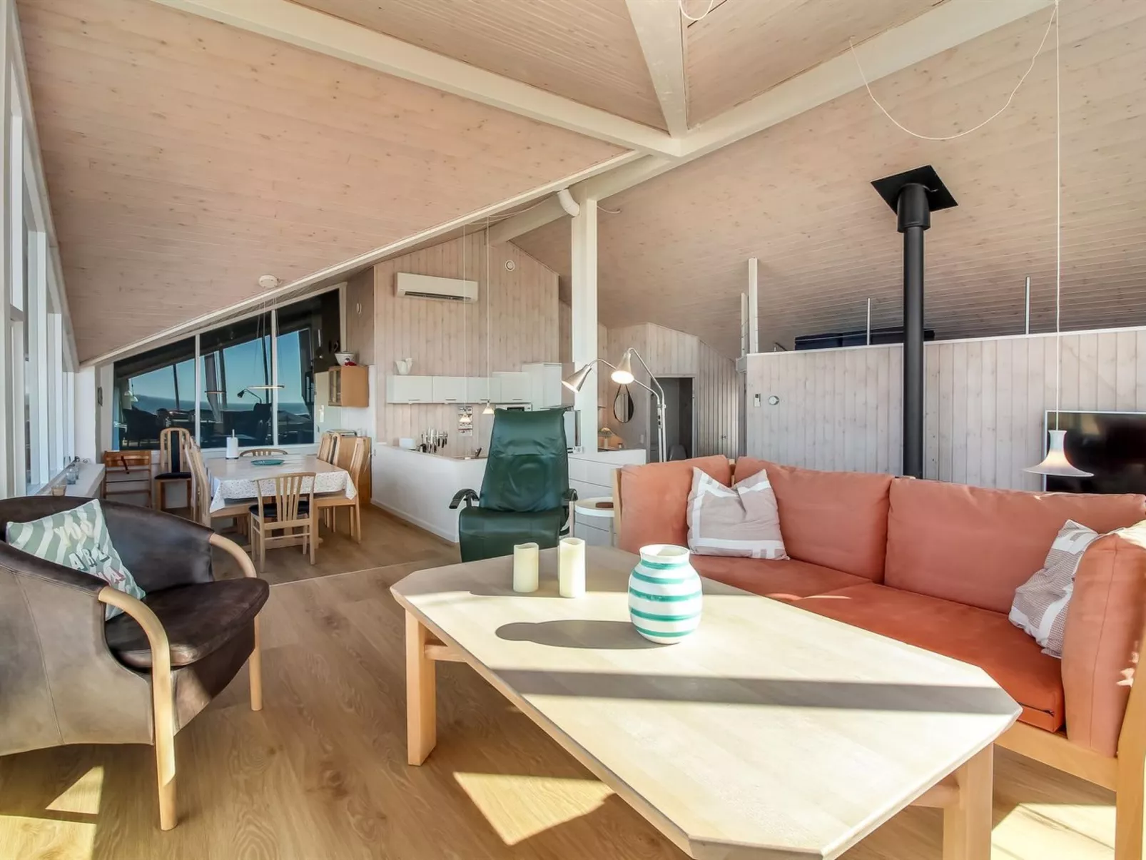 "Hilmer" - 180m from the sea - Binnen