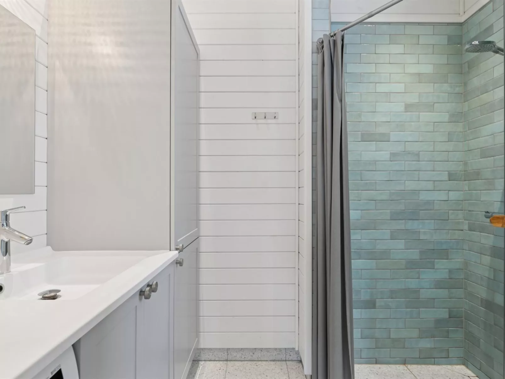 "Hoat" - 250m from the sea - Binnen