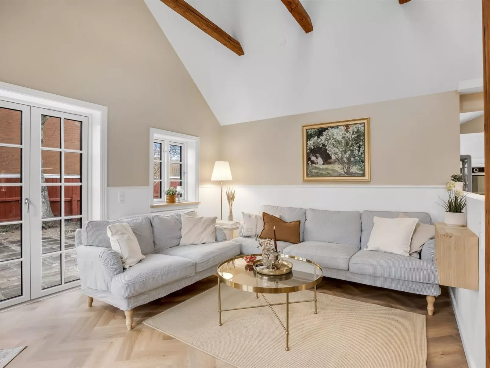 "Juhana" - 150m from the sea - Binnen